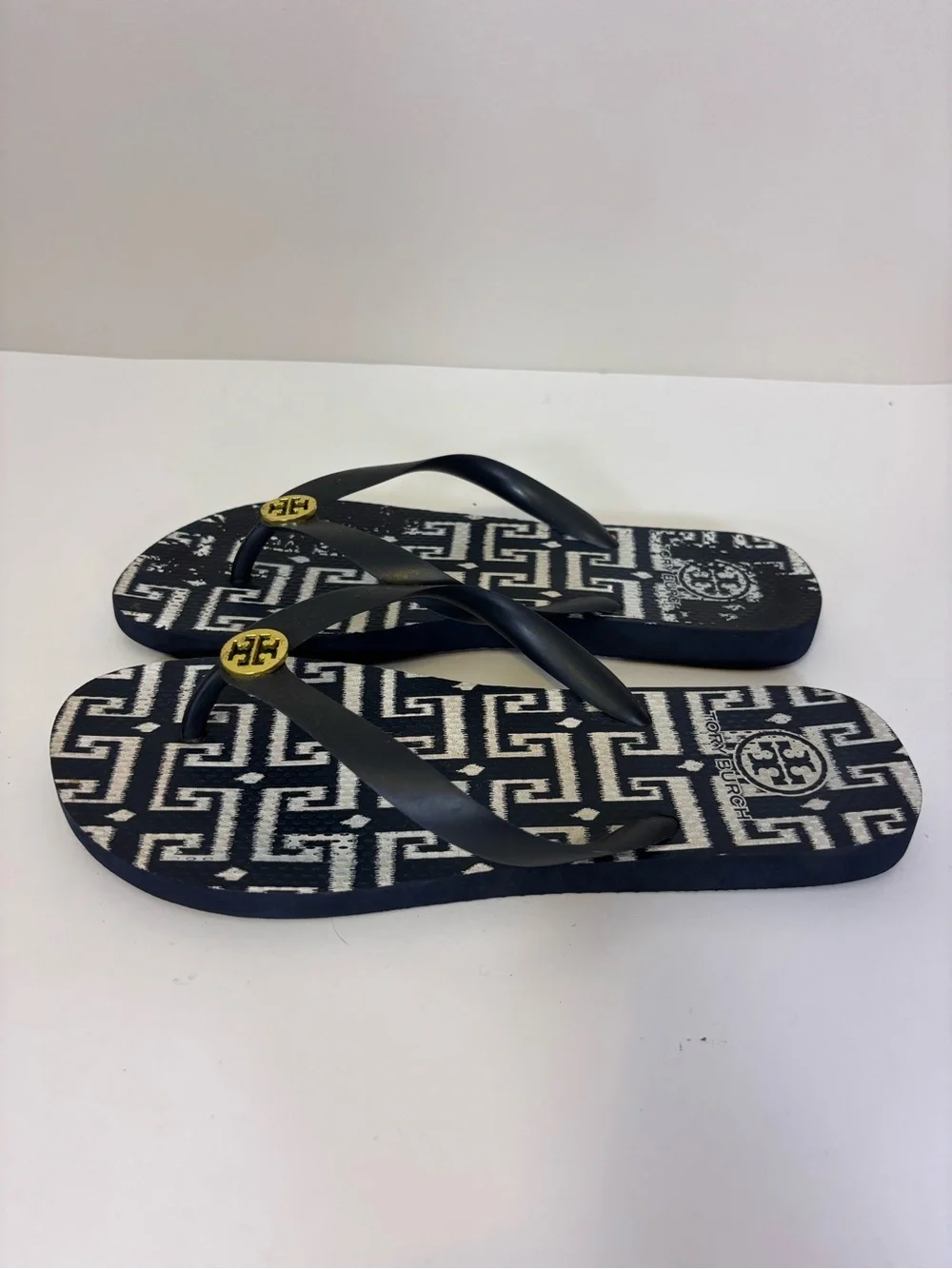 Tory Burch Navy Blue Patterned Flip Flop Sandals Women’s 8.5